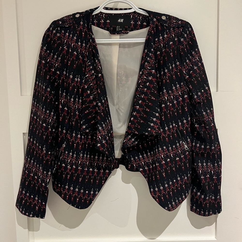 H&M Women's Black and Red Patterned Blazer